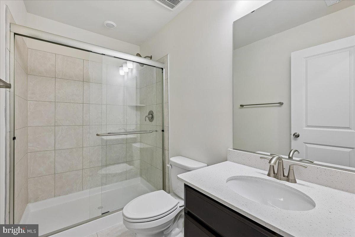 16608 Breezeway Alley photo 22
