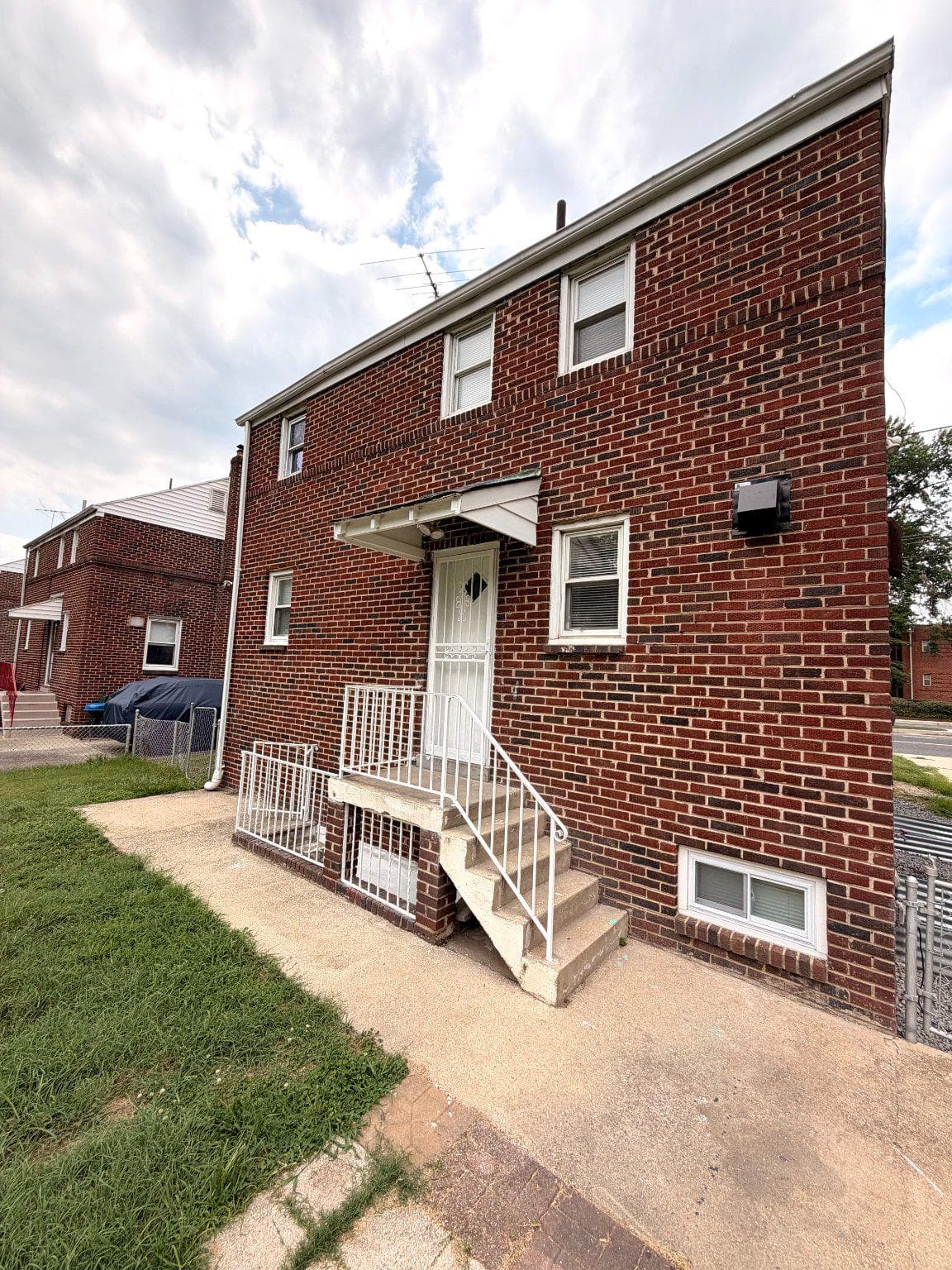 5613 Queens Chapel Road photo 9