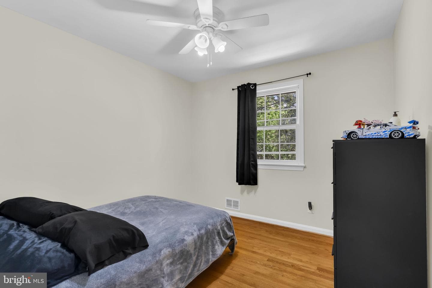 4808 Lexington Avenue photo 17