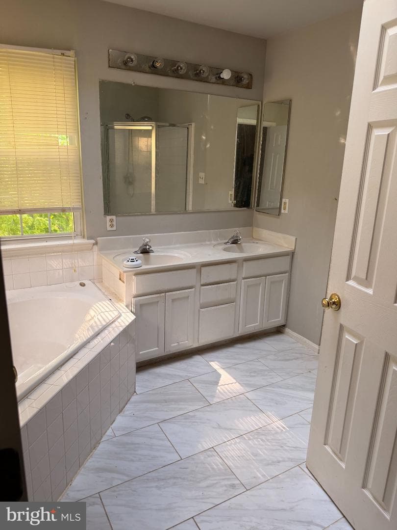 13006 Marlton Center Drive photo 14
