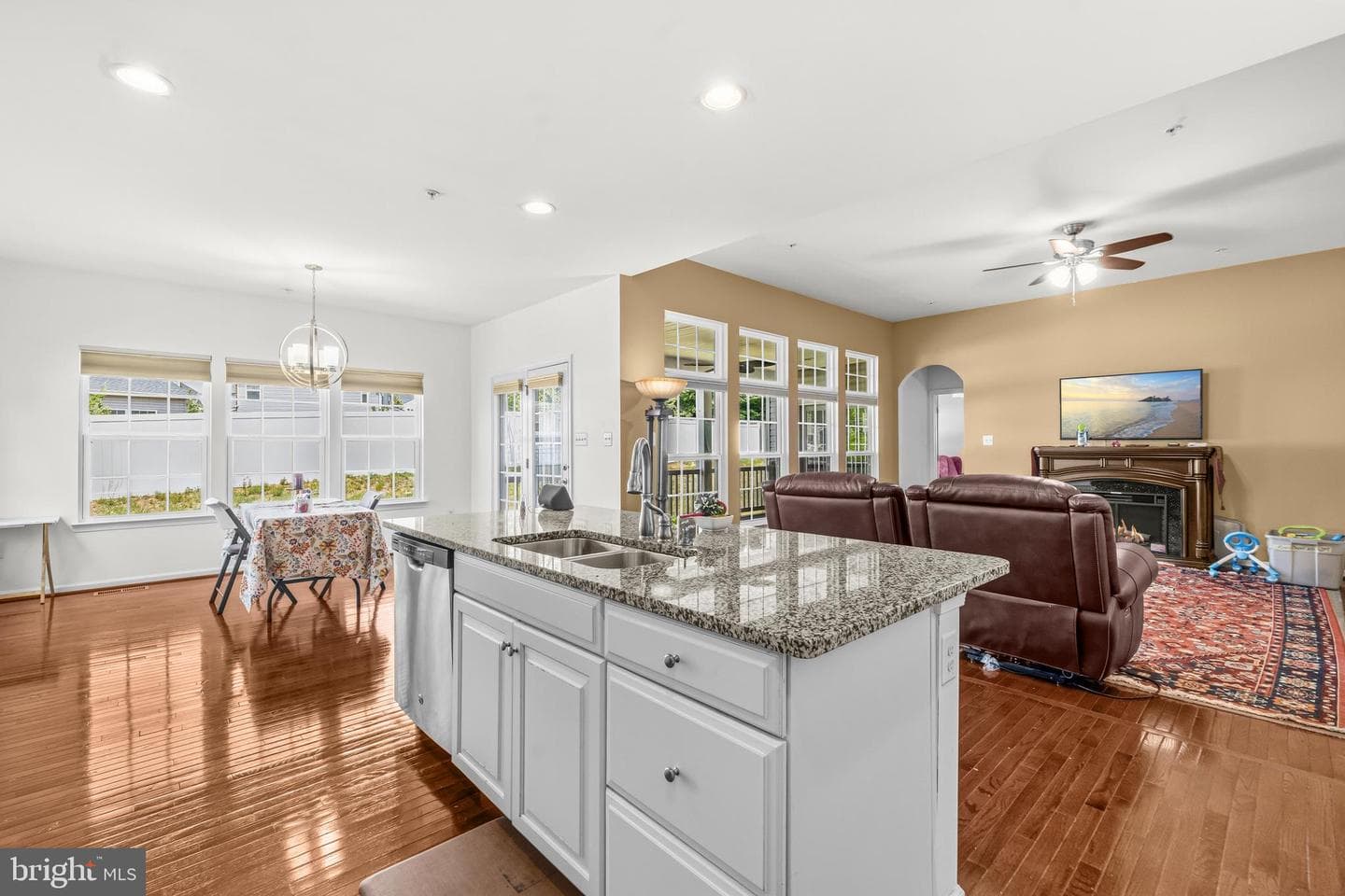 9411 Piaffe Circle photo 11