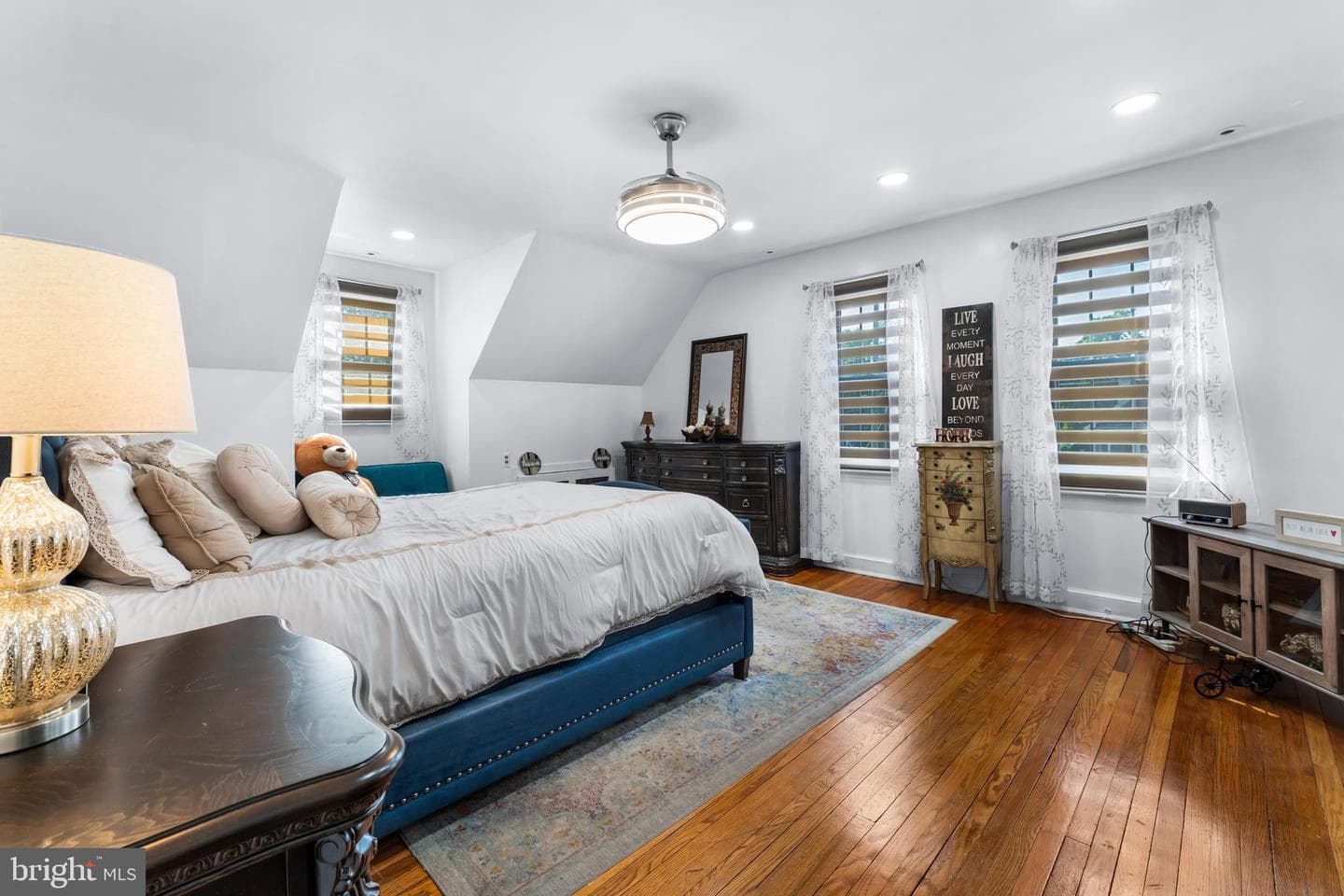 6328 Foster Street photo 20