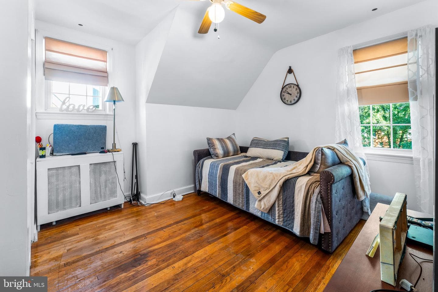 6328 Foster Street photo 26