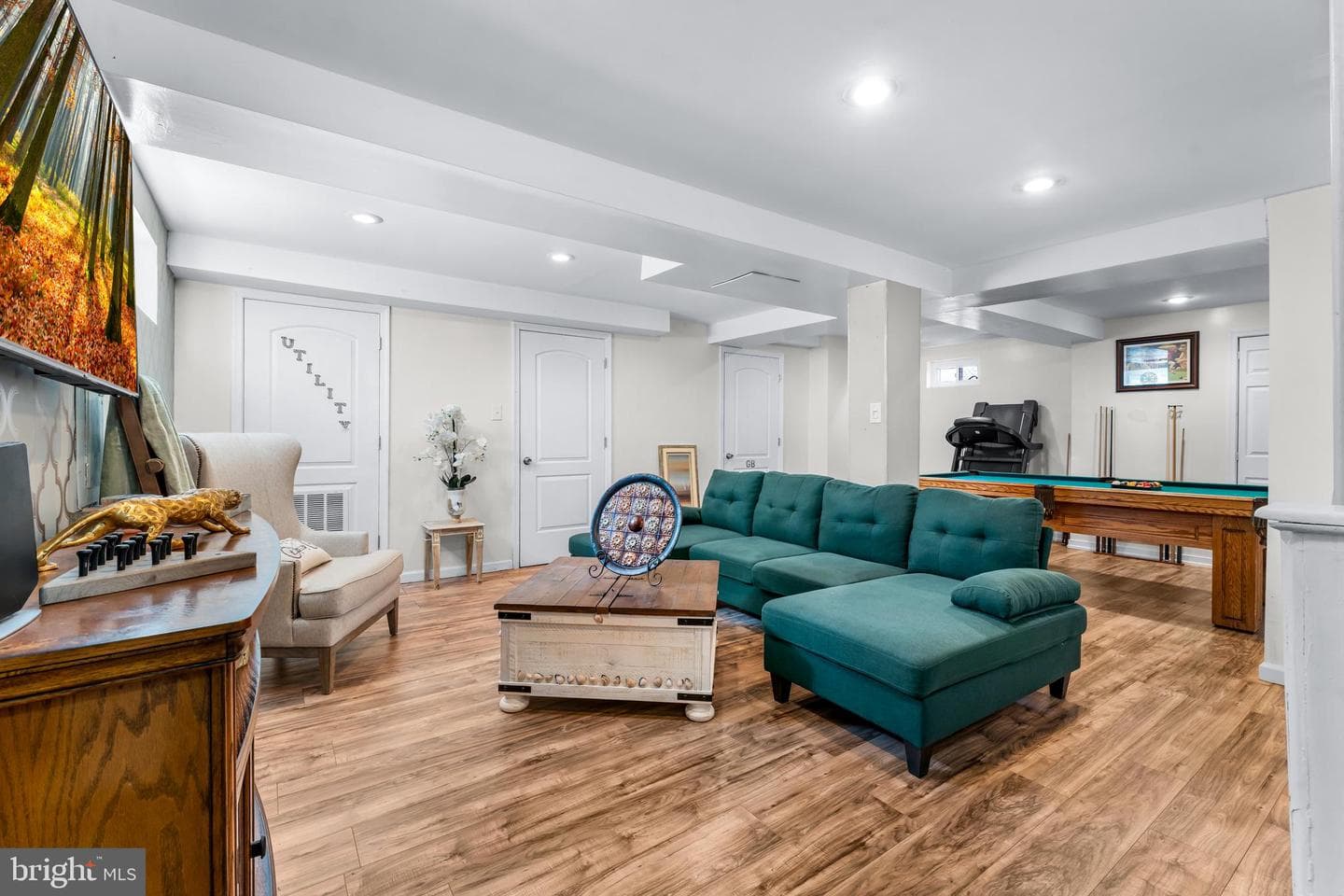 6328 Foster Street photo 30