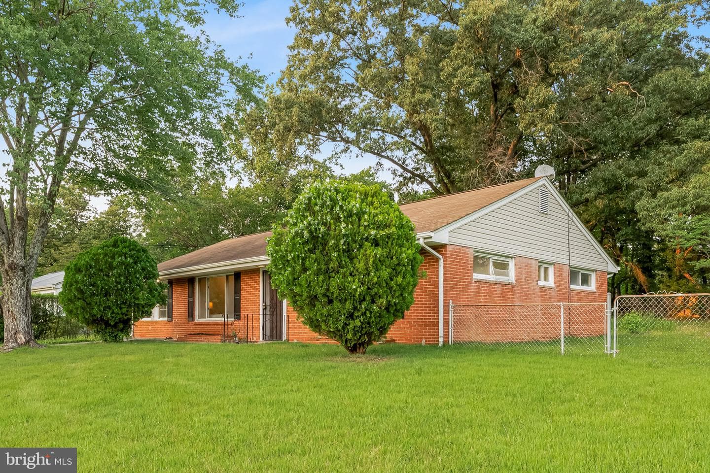 1224 Van Buren Drive photo 2