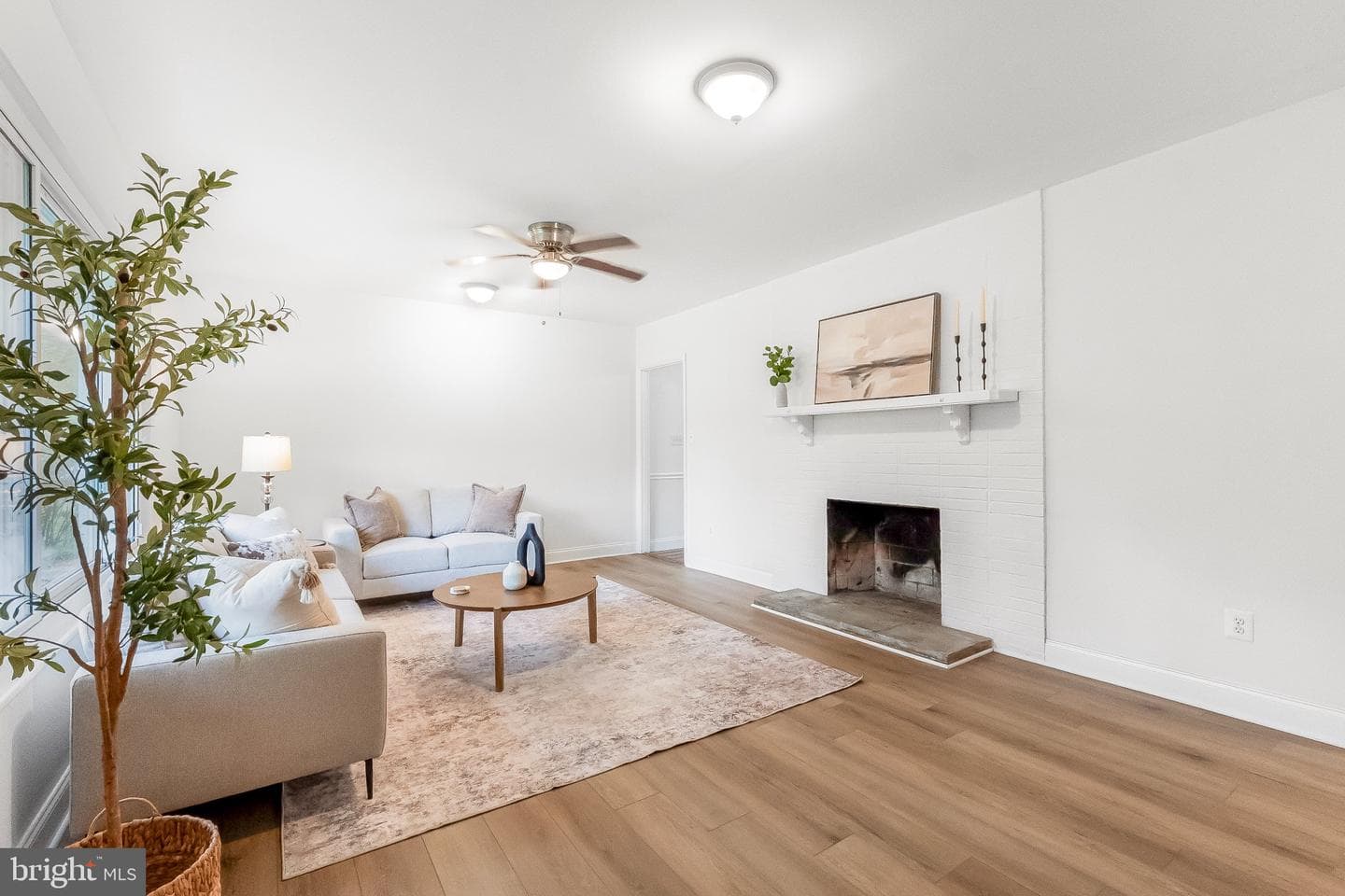 1224 Van Buren Drive photo 3