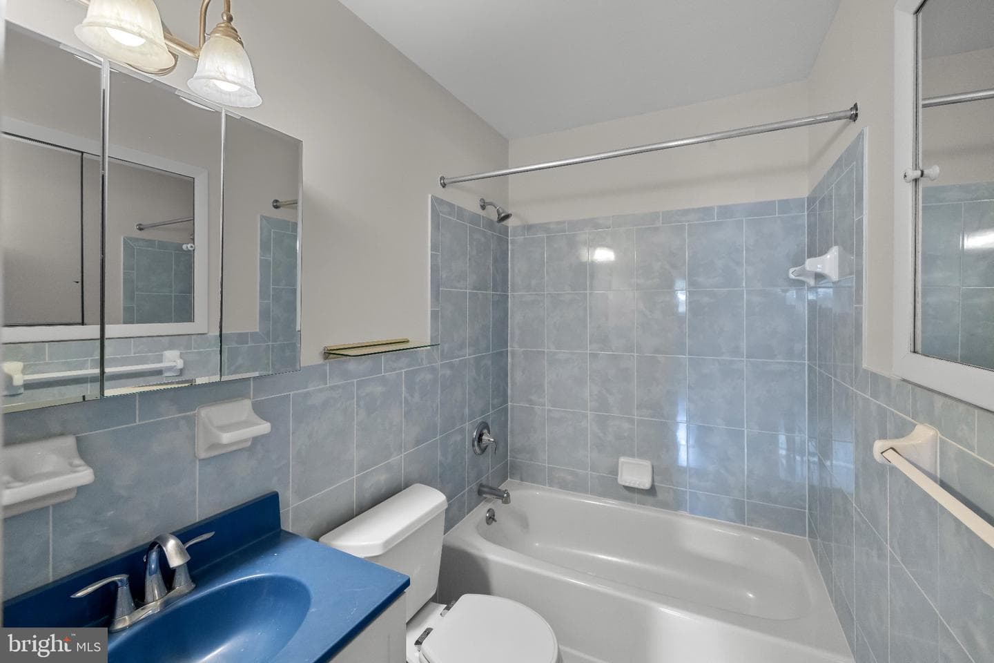2200 Rosecroft Boulevard photo 34