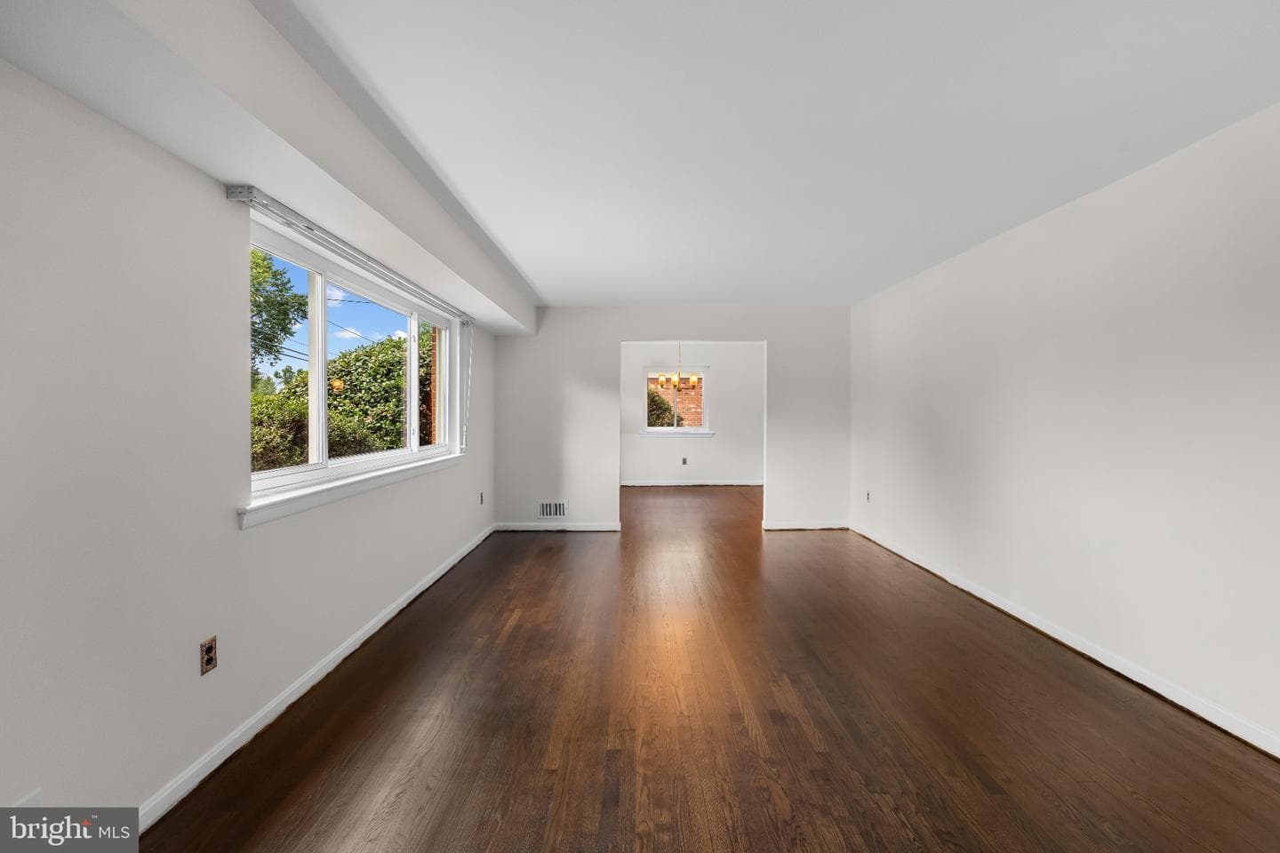 2200 Rosecroft Boulevard photo 5