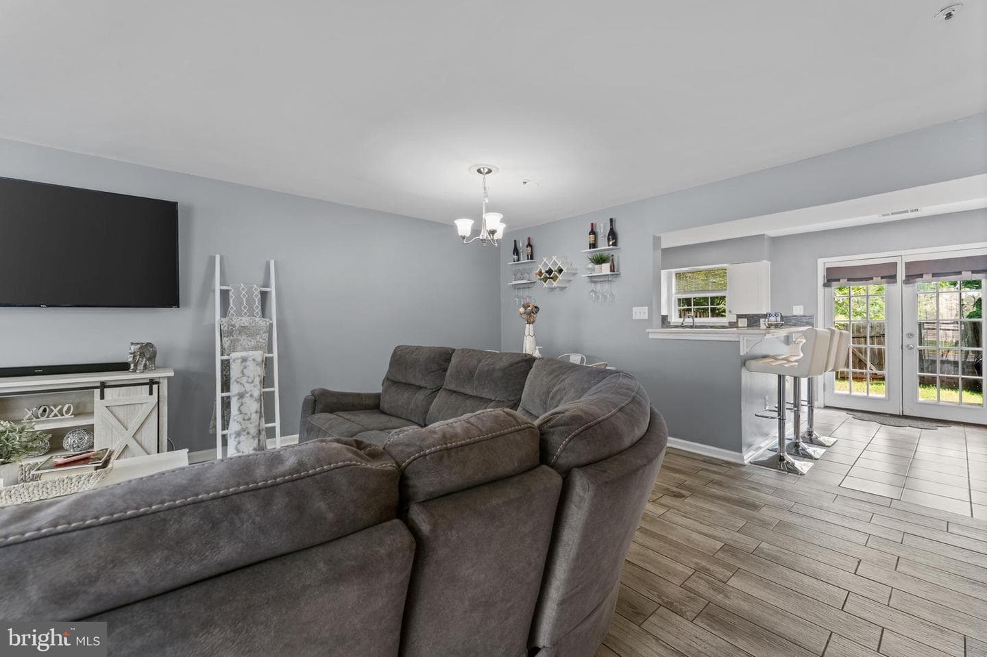1727 Countrywood Court photo 9