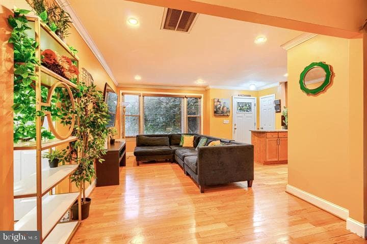 6716 Stockton Lane photo 3
