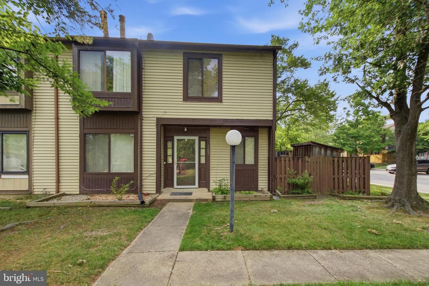 7205 Split Rail Lane, Laurel