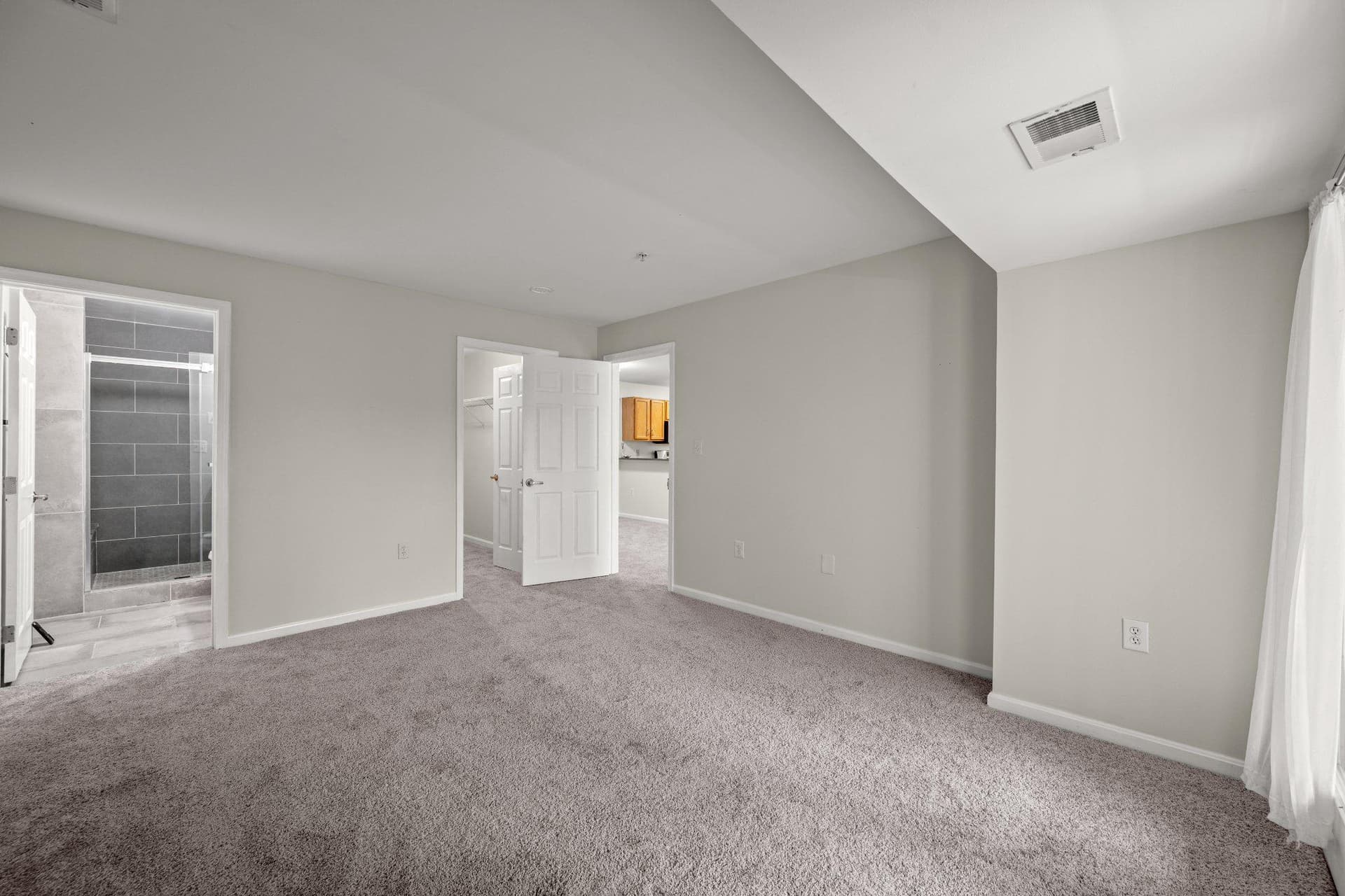 6600 Lake Park Drive #2h photo 11