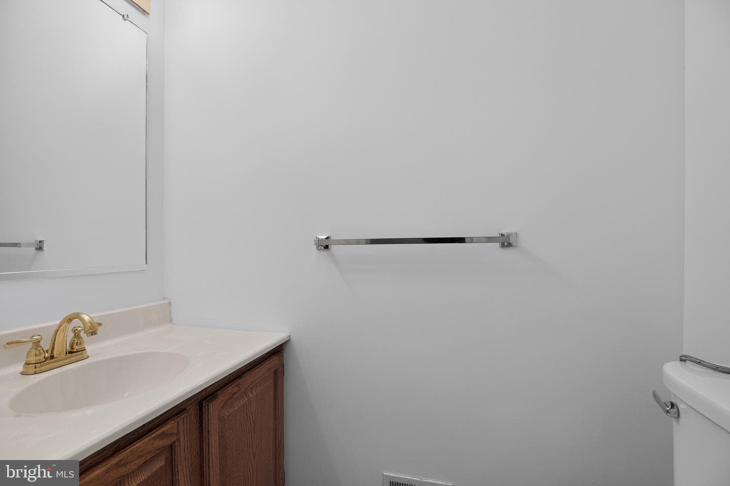 5201 Aldershot Drive photo 15