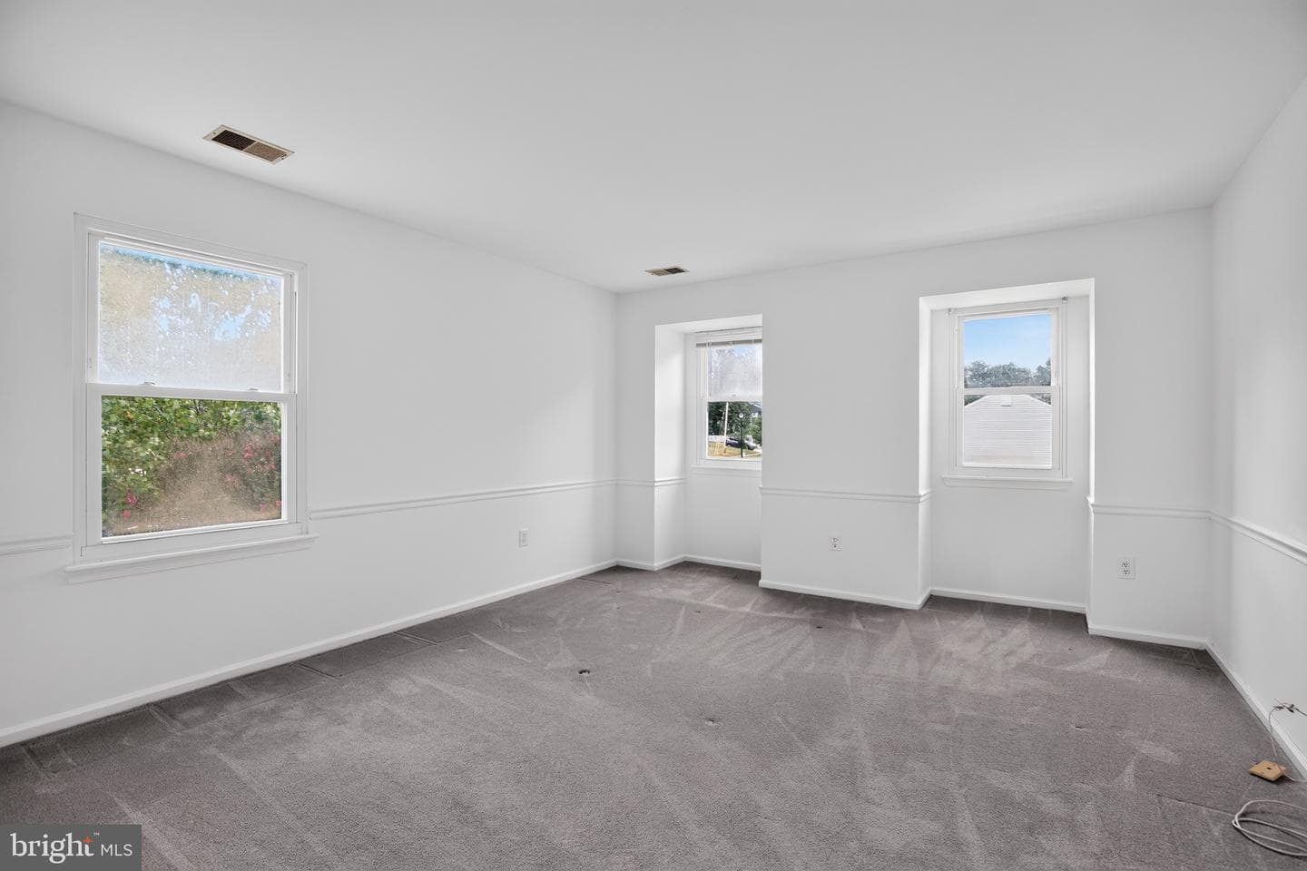 5201 Aldershot Drive photo 17