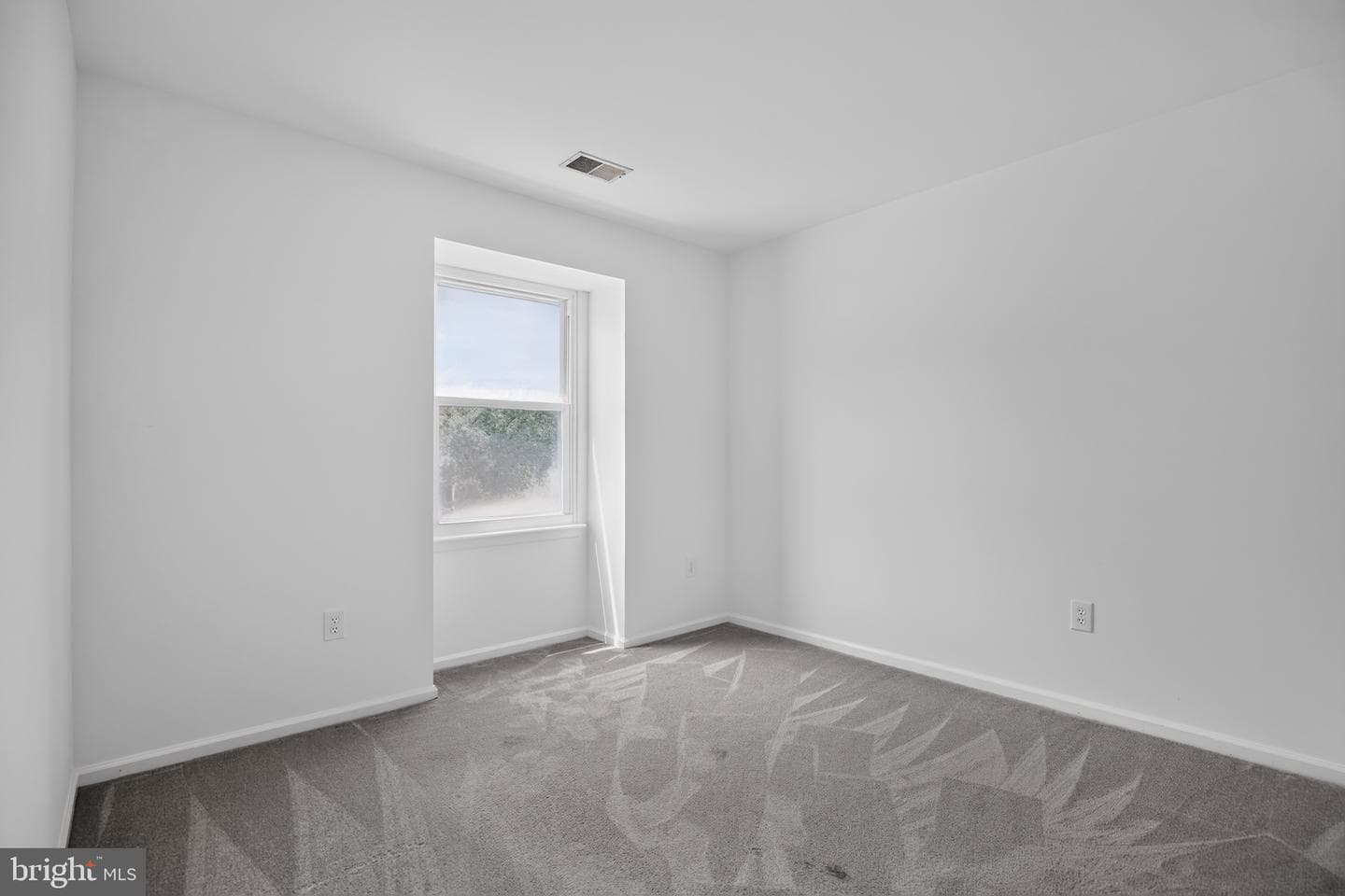 5201 Aldershot Drive photo 21