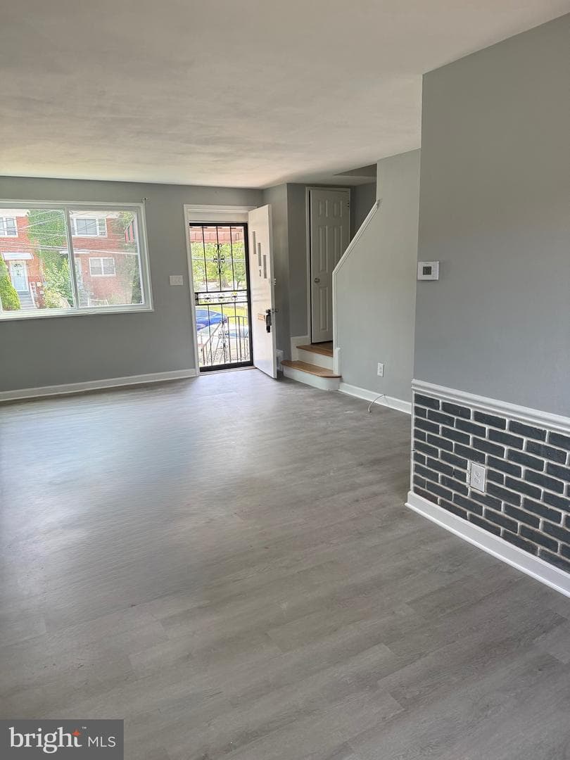 5826 Jamestown Road photo 45