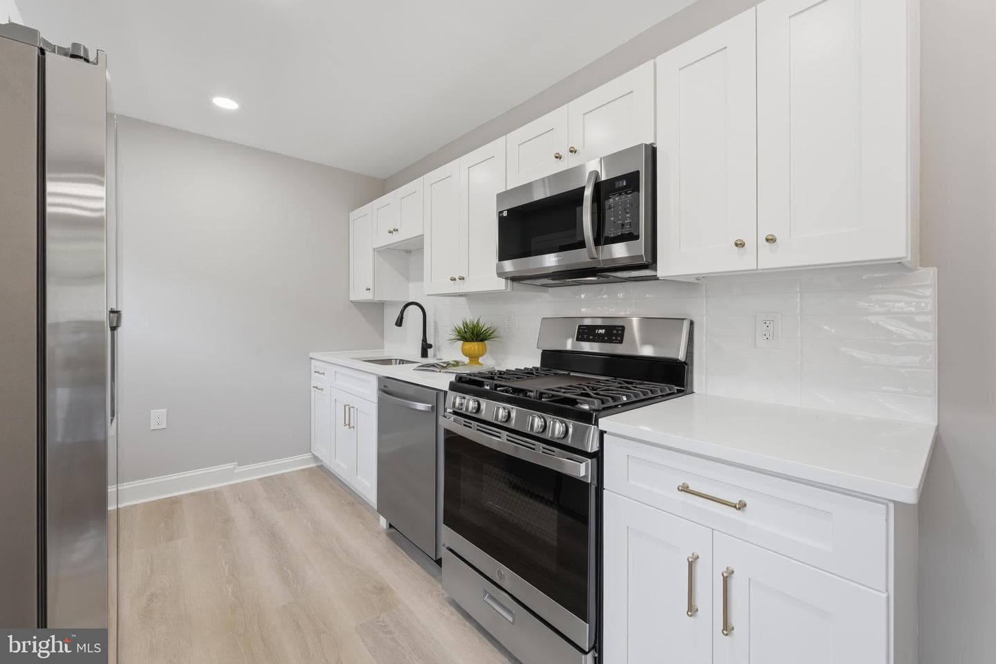 1213 Quo Avenue photo 9
