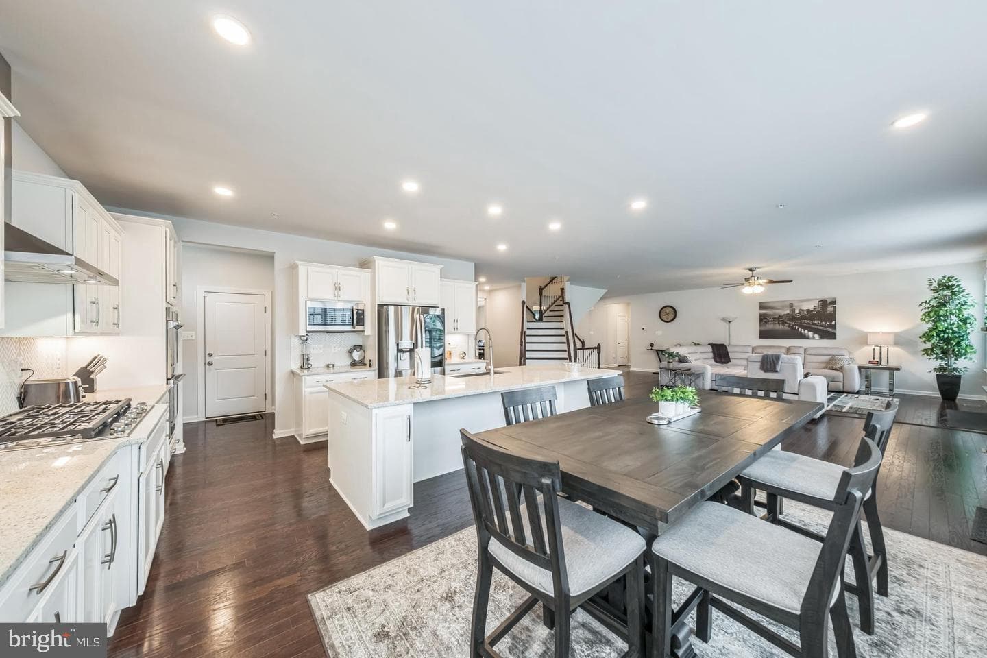 5808 Savannah Drive photo 6