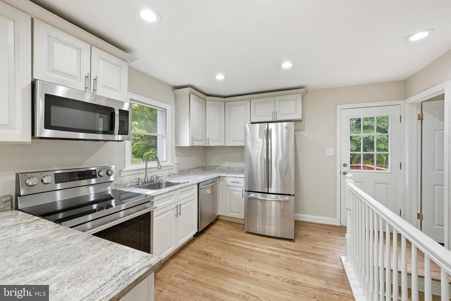 4915 Sharon Road photo 11