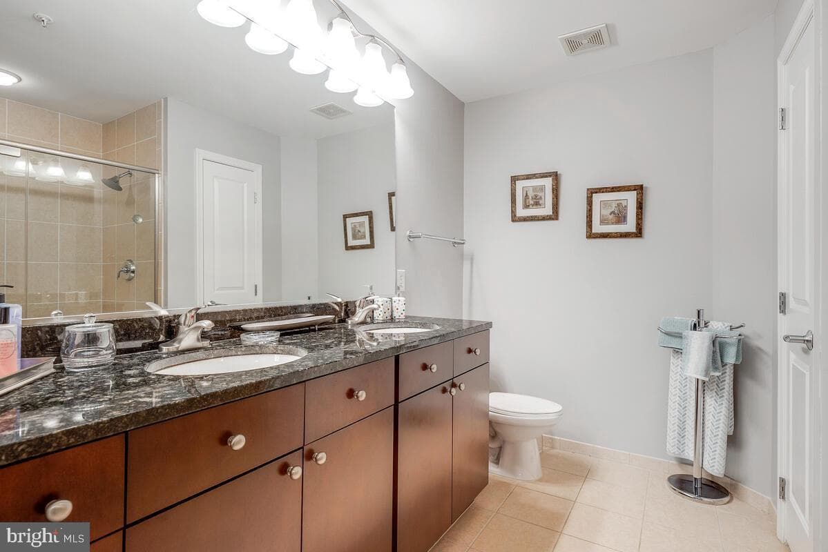 155 Potomac Passage #909 photo 19