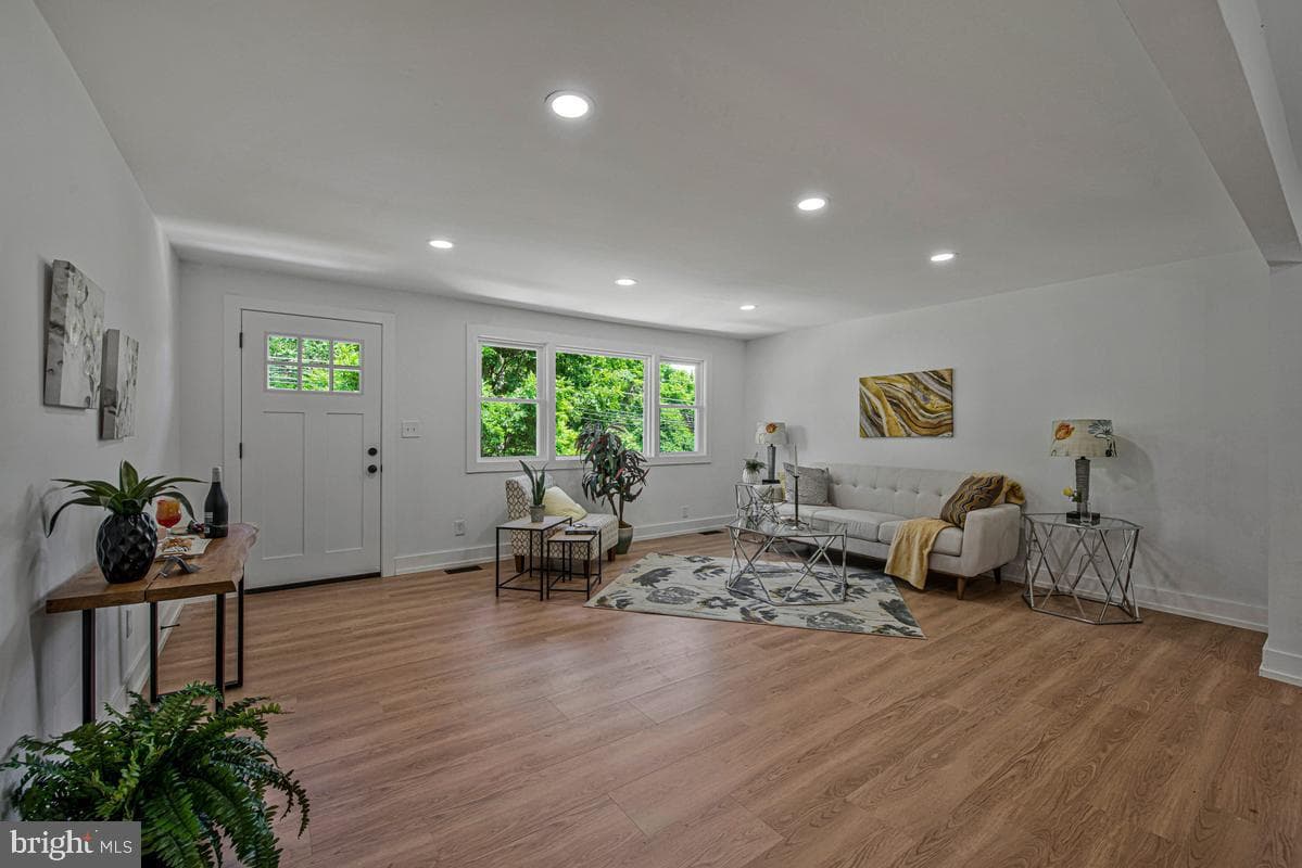 2200 Weber Drive photo 28