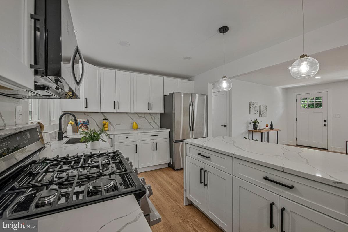 2200 Weber Drive photo 8