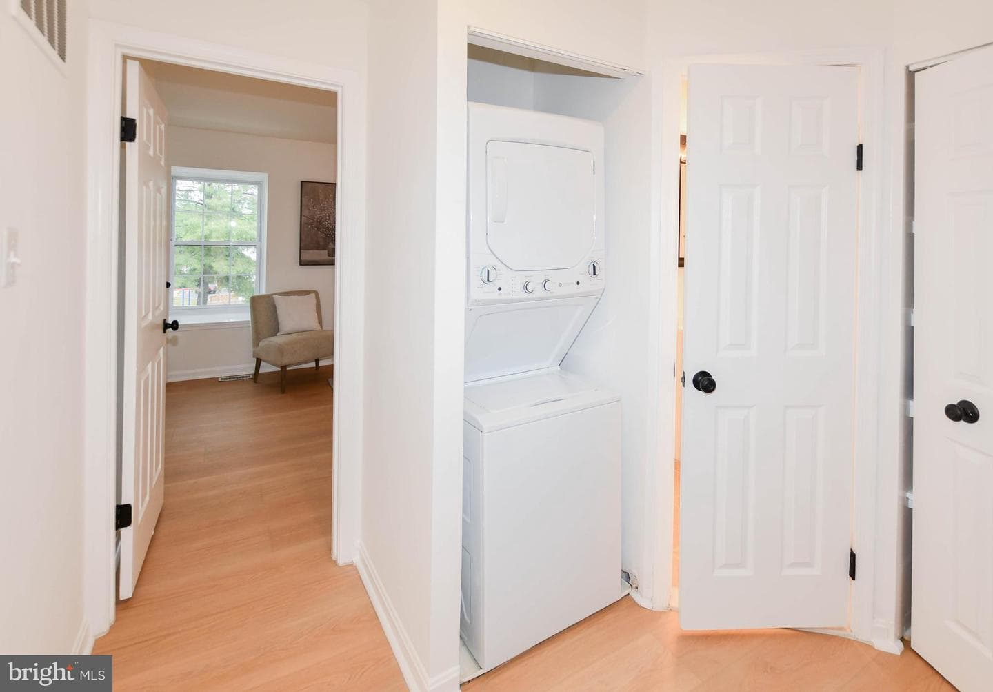 1114 Adeline Way photo 23
