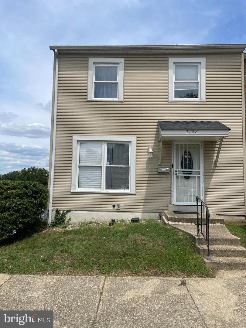 2128 Catskill Street photo 3