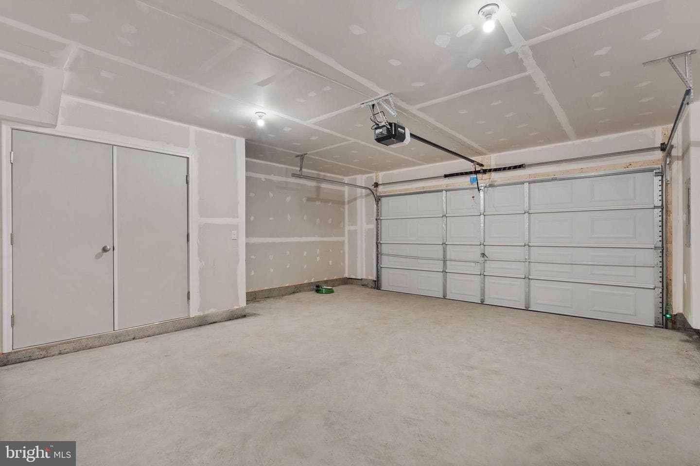 8709 Cherrybark Road photo 32