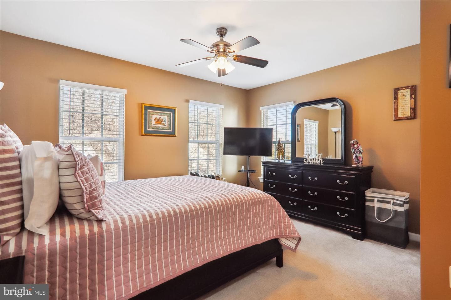 1910 Lake Forest Drive photo 31