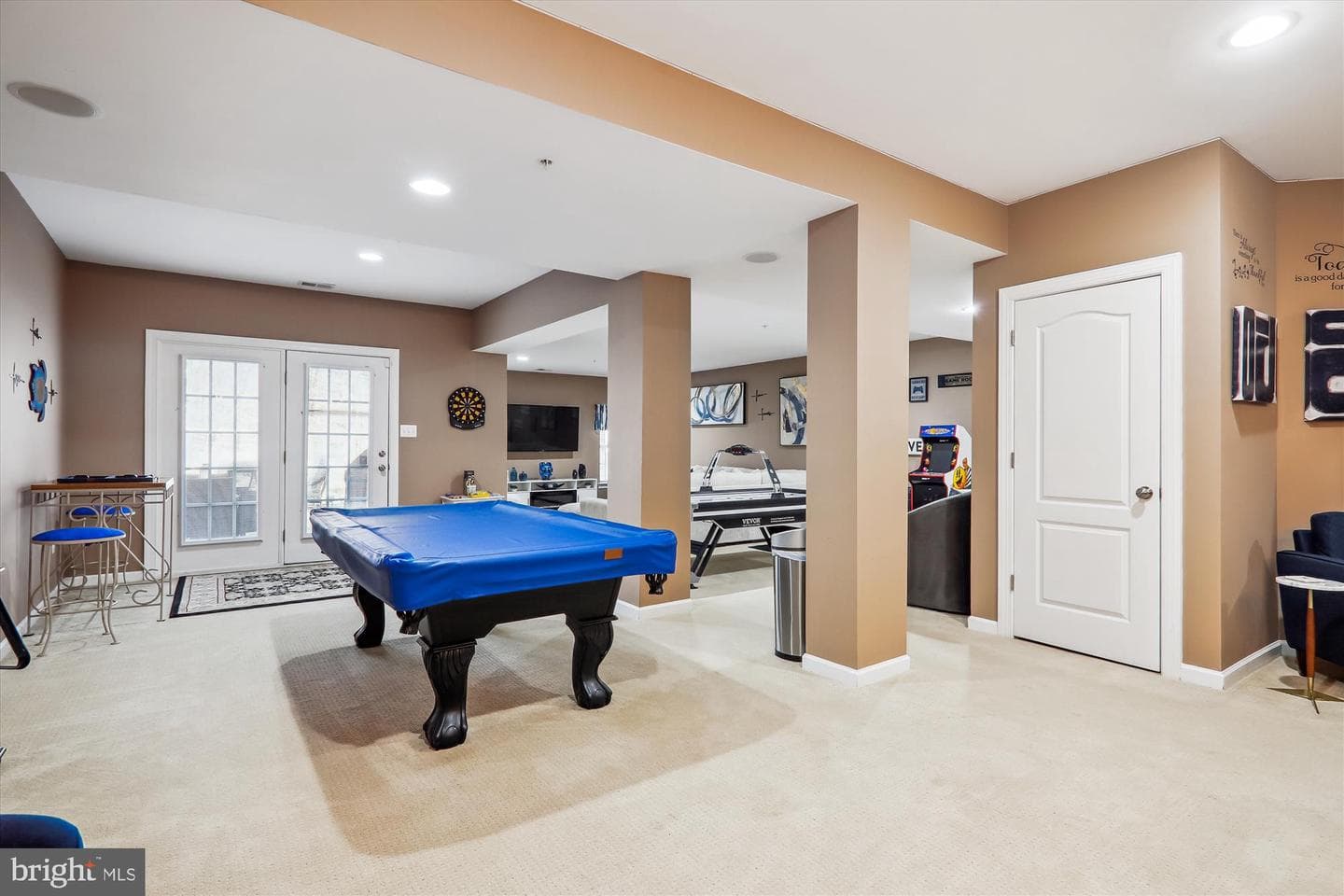 1910 Lake Forest Drive photo 41