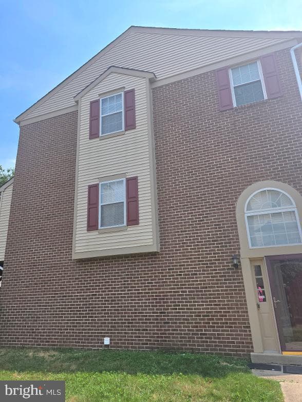16012 Edgeview Terrace photo 2