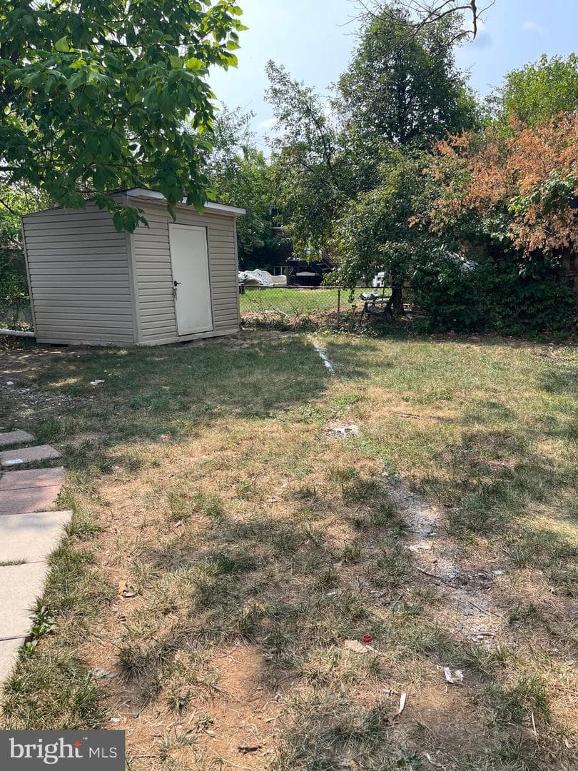 6915 Freeport Street photo 37