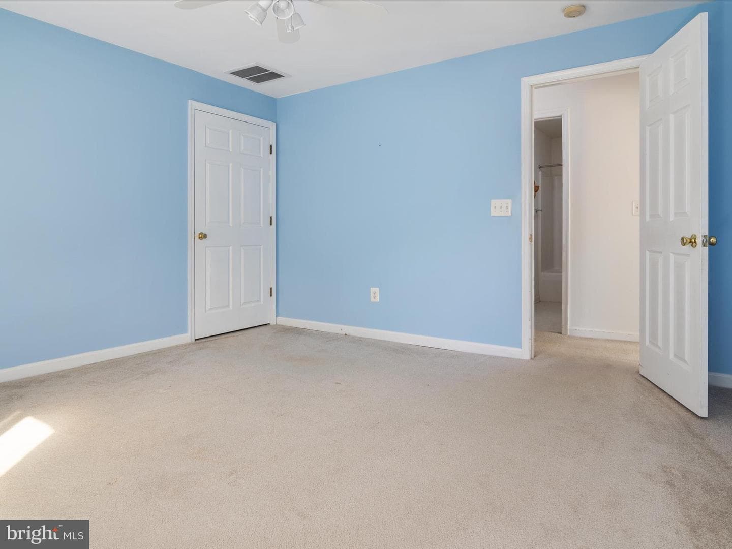 111 Birch Road photo 22