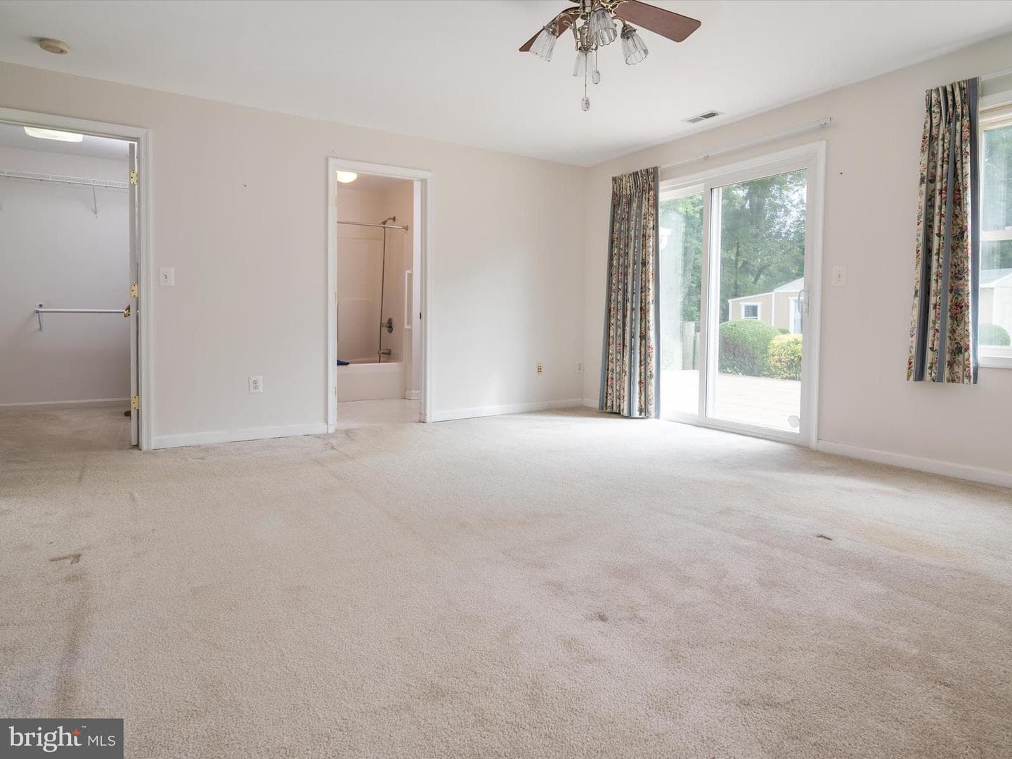 111 Birch Road photo 24