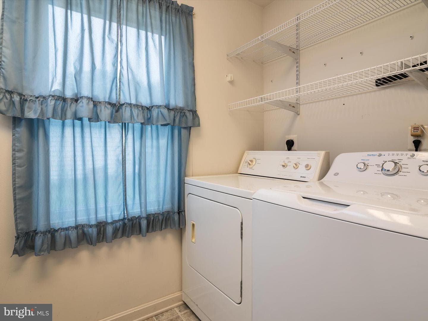 111 Birch Road photo 28