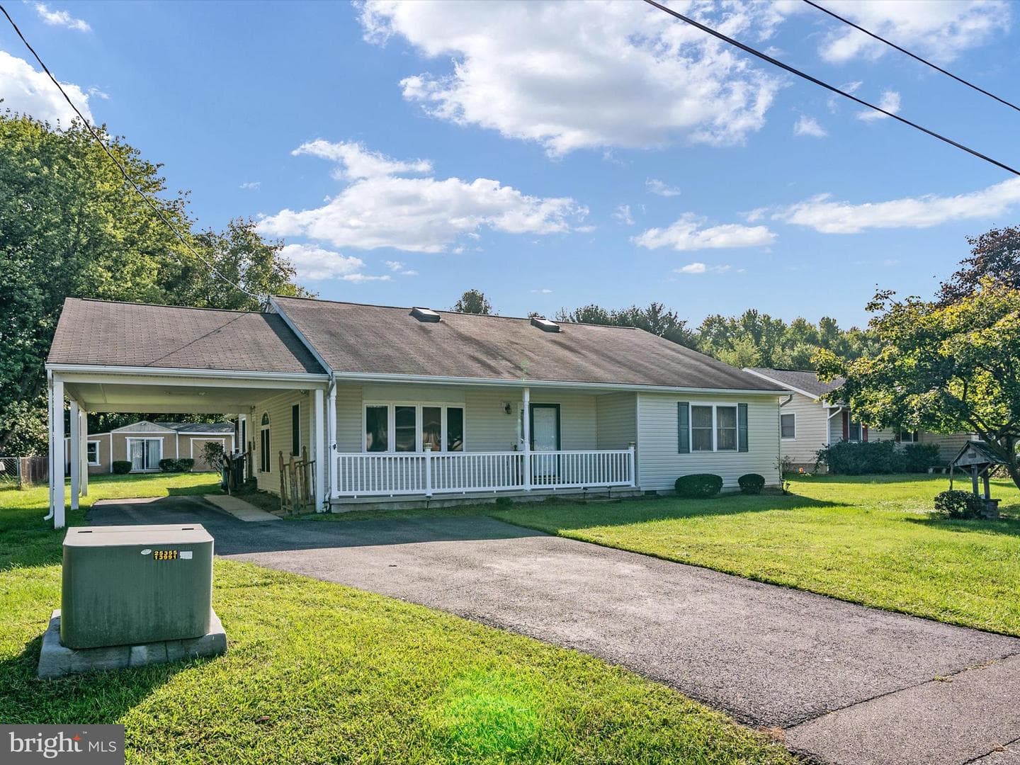 111 Birch Road photo 31