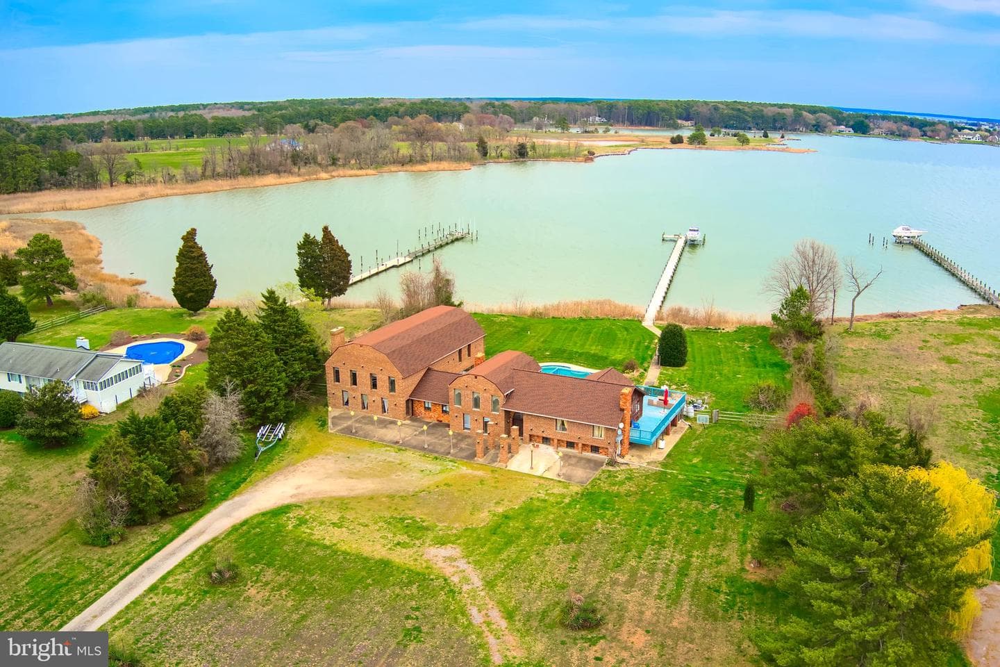 237 Shipping Creek Drive photo 8