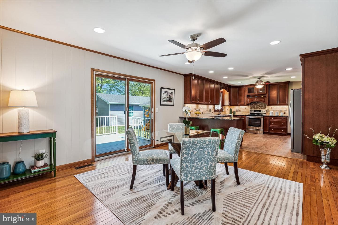 609 Bay Drive photo 11