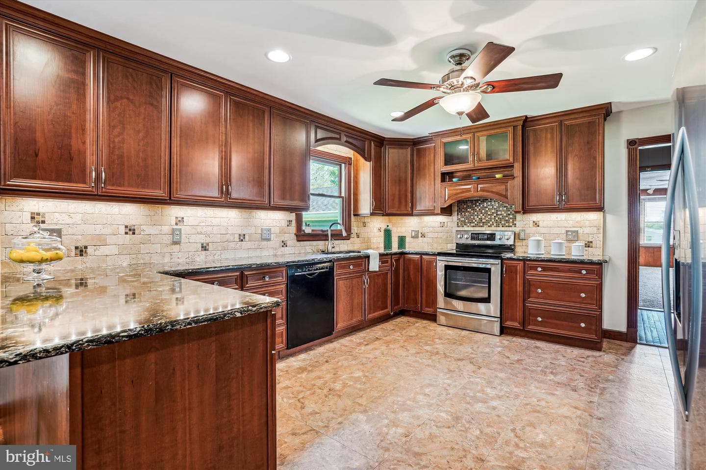 609 Bay Drive photo 16