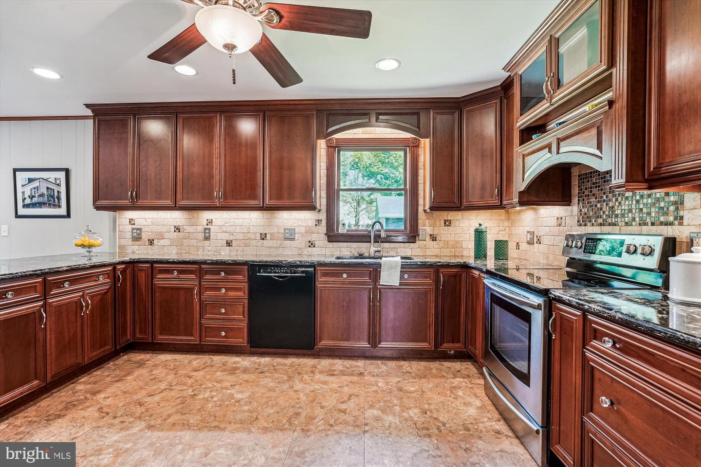 609 Bay Drive photo 17