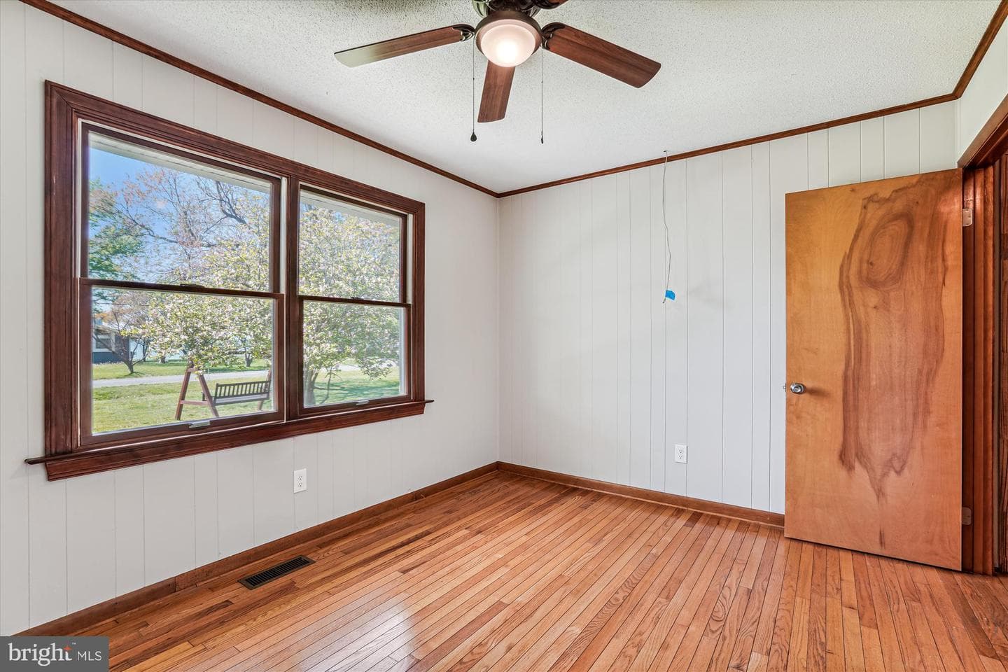 609 Bay Drive photo 32