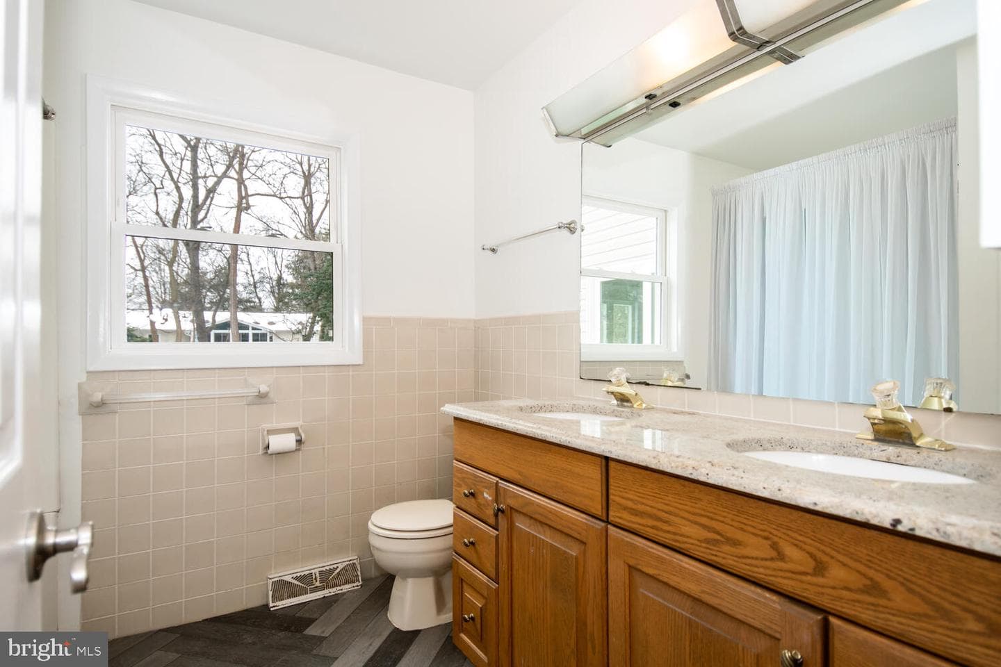 109 Secor Road photo 18