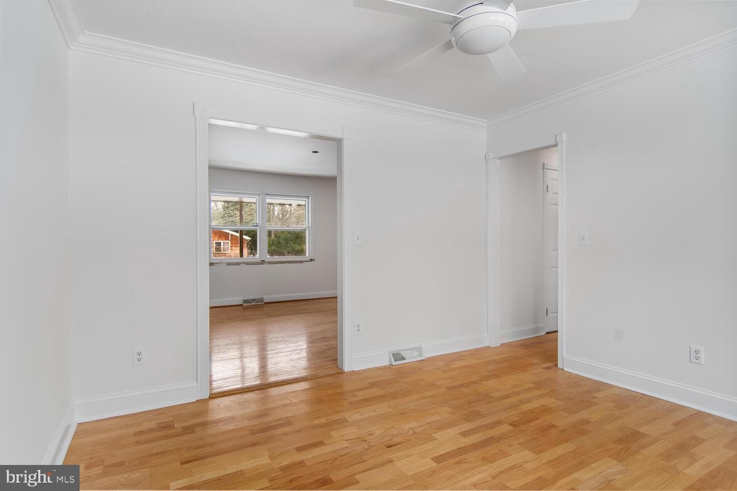 109 Secor Road photo 20