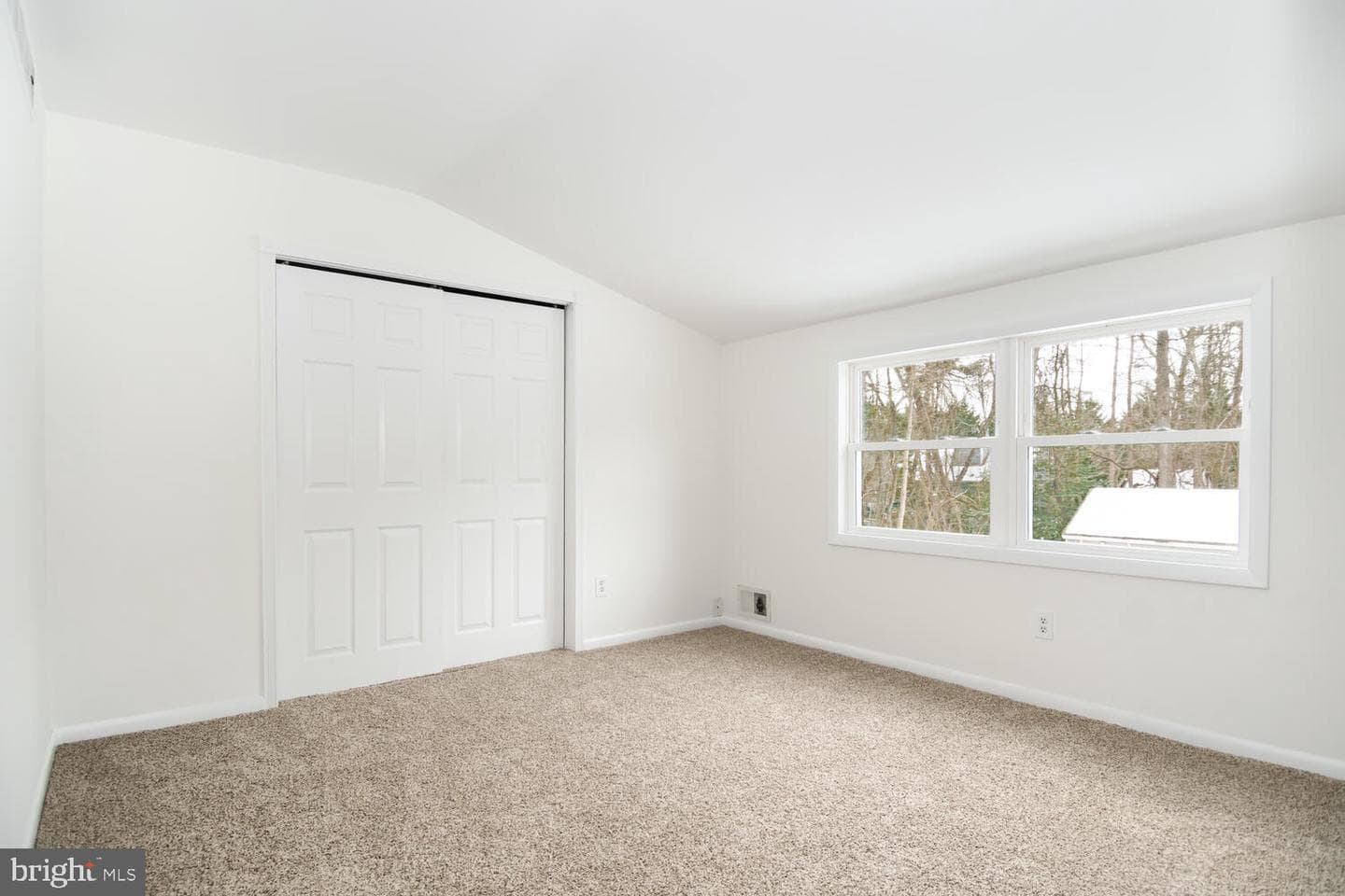 109 Secor Road photo 27