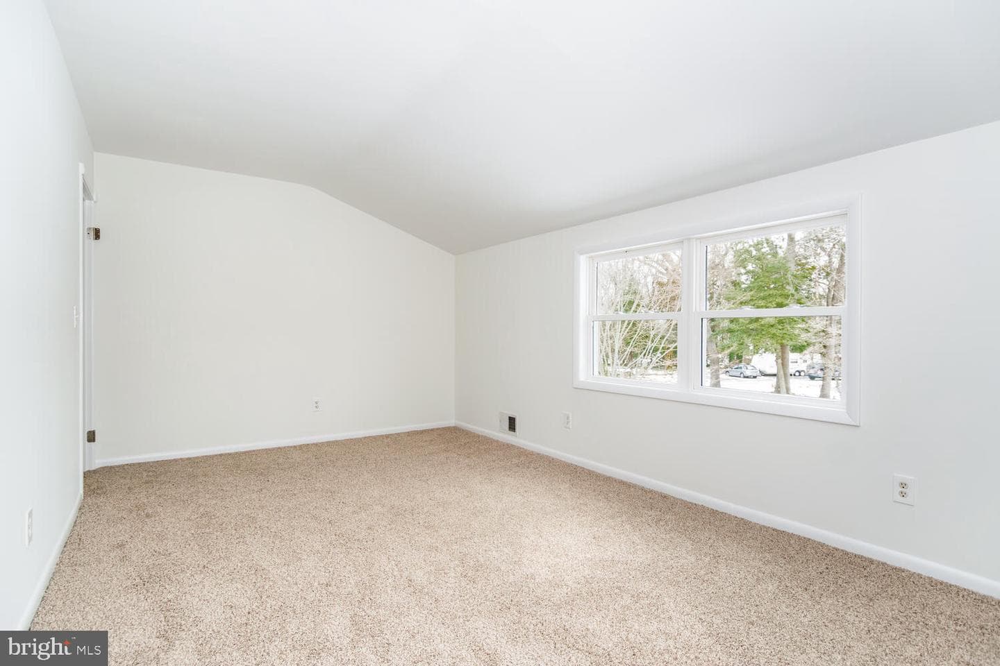 109 Secor Road photo 30