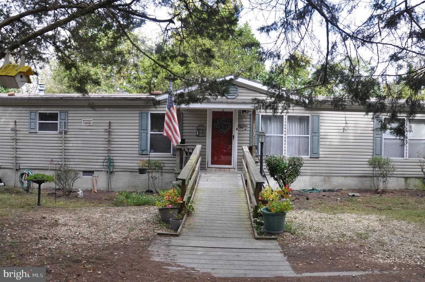 107 Char Nor Manor Boulevard photo 2