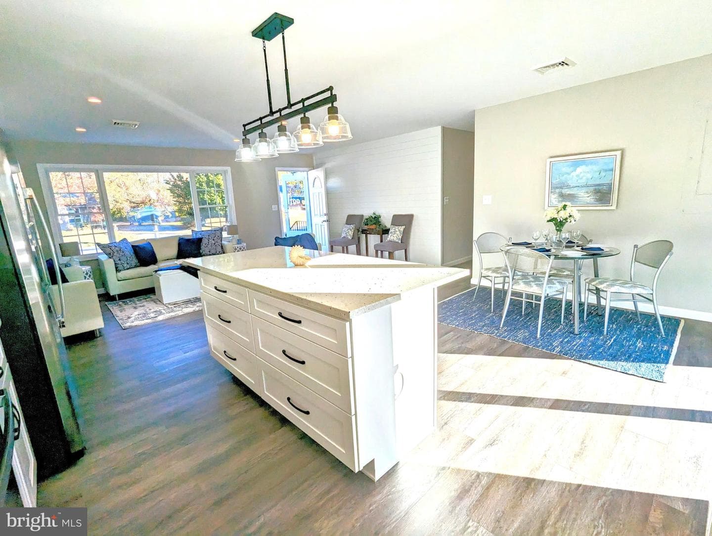 1340 Queen Anne Drive photo 8