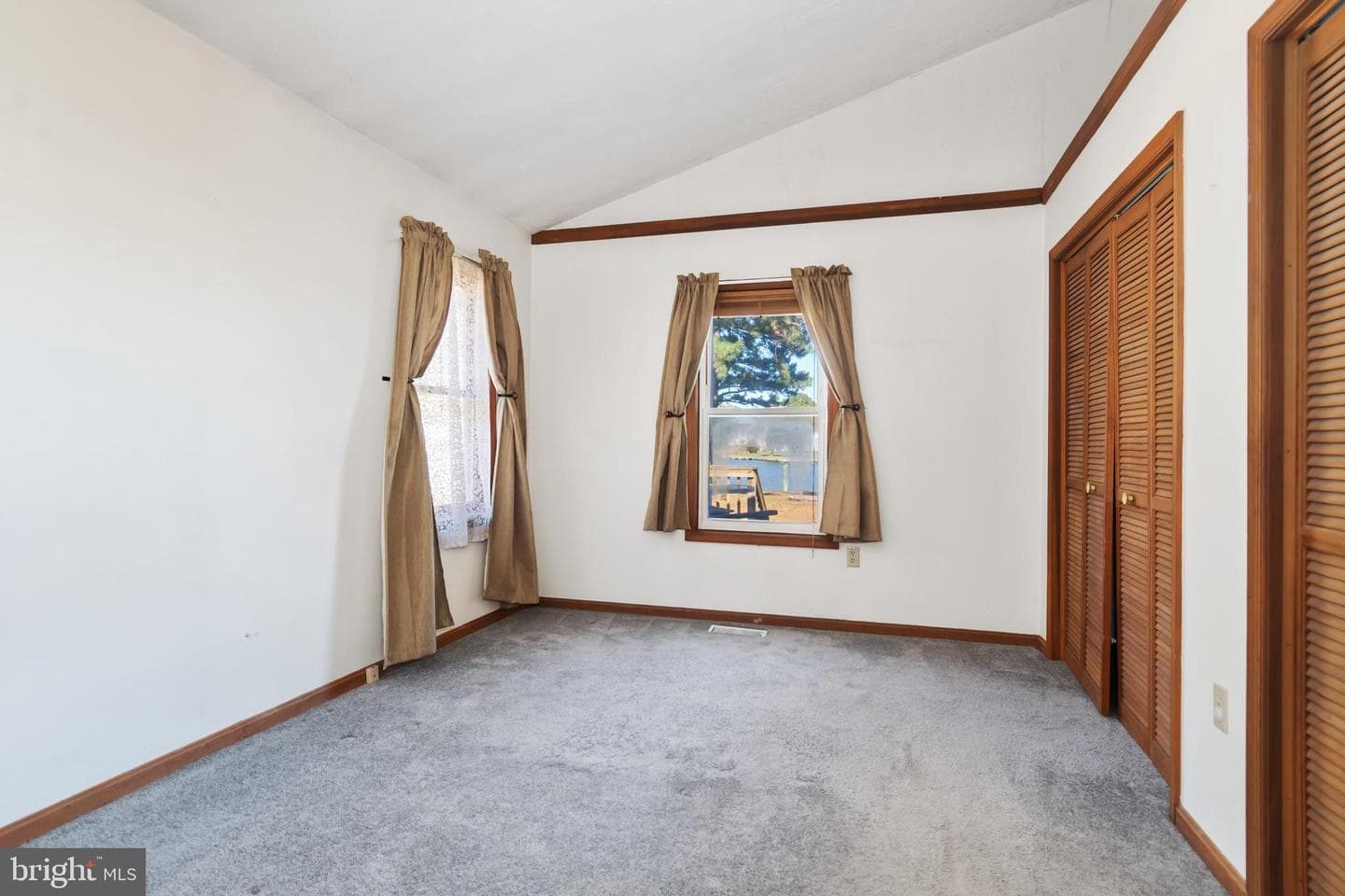 518 Broadcreek Drive photo 20