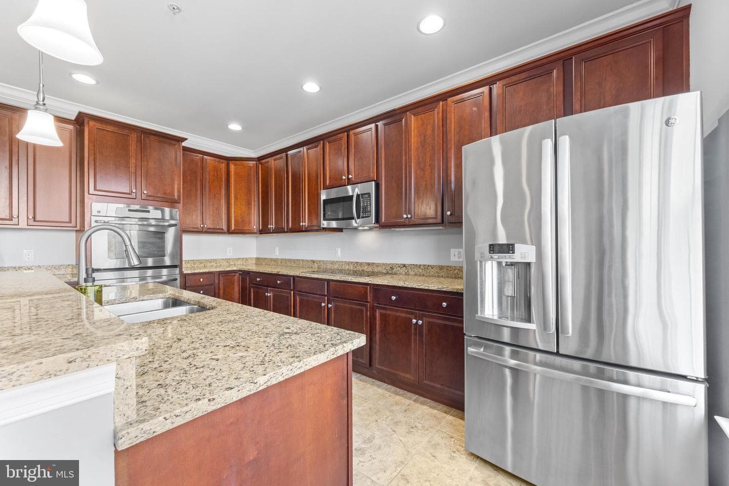 211 Keenan Way photo 27